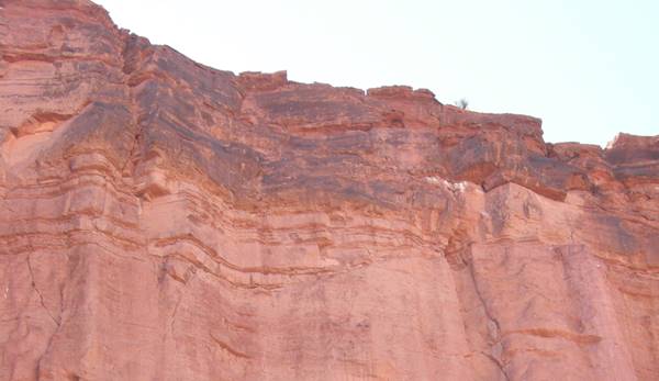 Tarjados Formation dark red rocks at Parque Nacional Talampaya