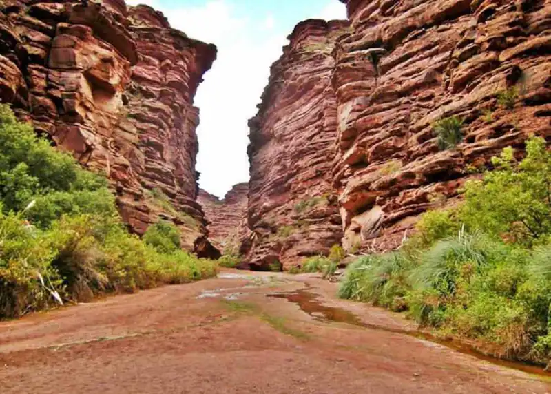 Cañón los Cajones donde Talampaya se angosta, Talampaya, La Rioja