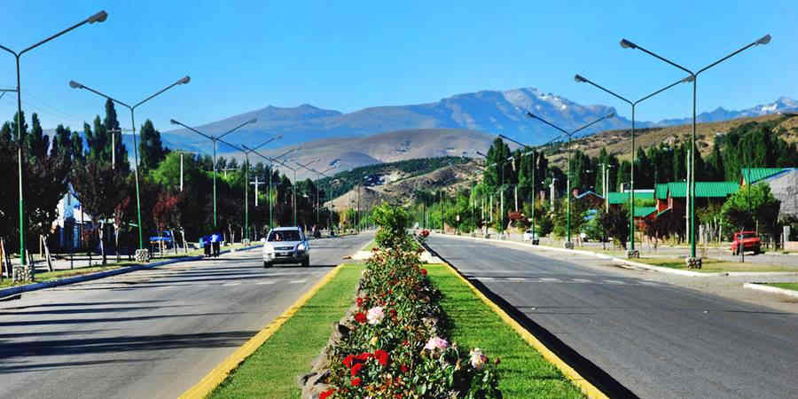 View of Ruta 40 en Junín de los Andes